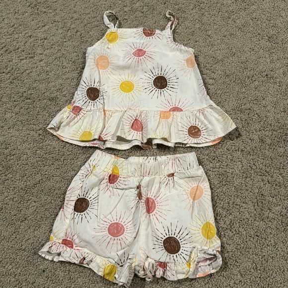 Two piece sets. Great condition. - Picture 2 of 3